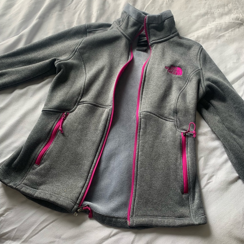 The North Face | NWOT Zip Up Athletic Sweatshirt